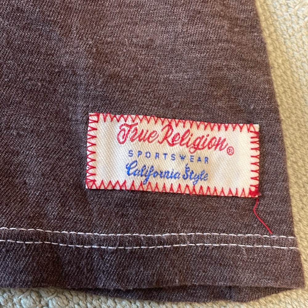 True Religion “city” shirt. - Picture 3 of 6